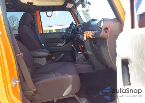 2013 Jeep Wrangler Unlimited Sport из США, поврежденный, VIN 1C4BJWDG2DL545475